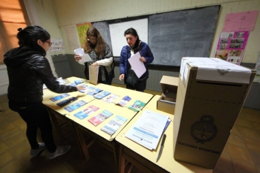 Unidad Ciudadana y Cumplir denunciaron faltante de boletas en varios distritos bonaerenses