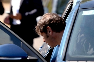 Kicillof asistirá a la reunión en La Rosada, con gobernadores previo al “Pacto de Mayo”