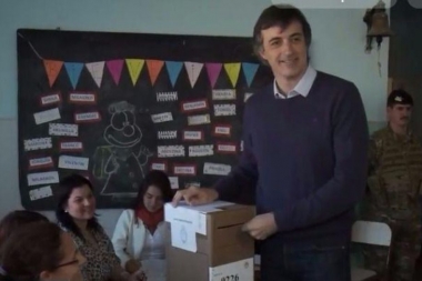 Esteban Bullrich votó en Junín y afirmó: "Vamos a seguir caminando la Provincia”