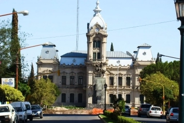 En un pueblo de la Provincia, una ex pareja competirá en la elección de delegados