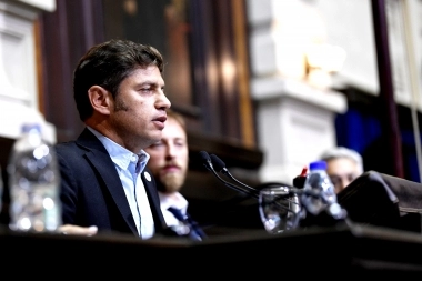 Kicillof insiste en la Legislatura con dos proyectos de Salud que fueron “cajoneados”