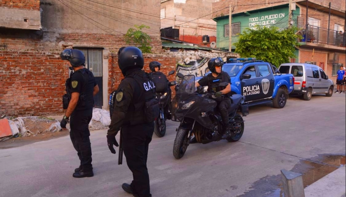 Durante impactantes operativos cayó "El Oso", uno de los laderos del narco peruano "Dumbo"