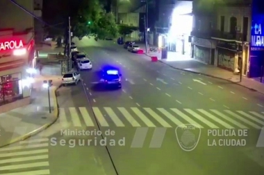 Ladrón dormilón: abrió un vehículo y cuando llegó la policía se tiró a la vereda y simuló descansar