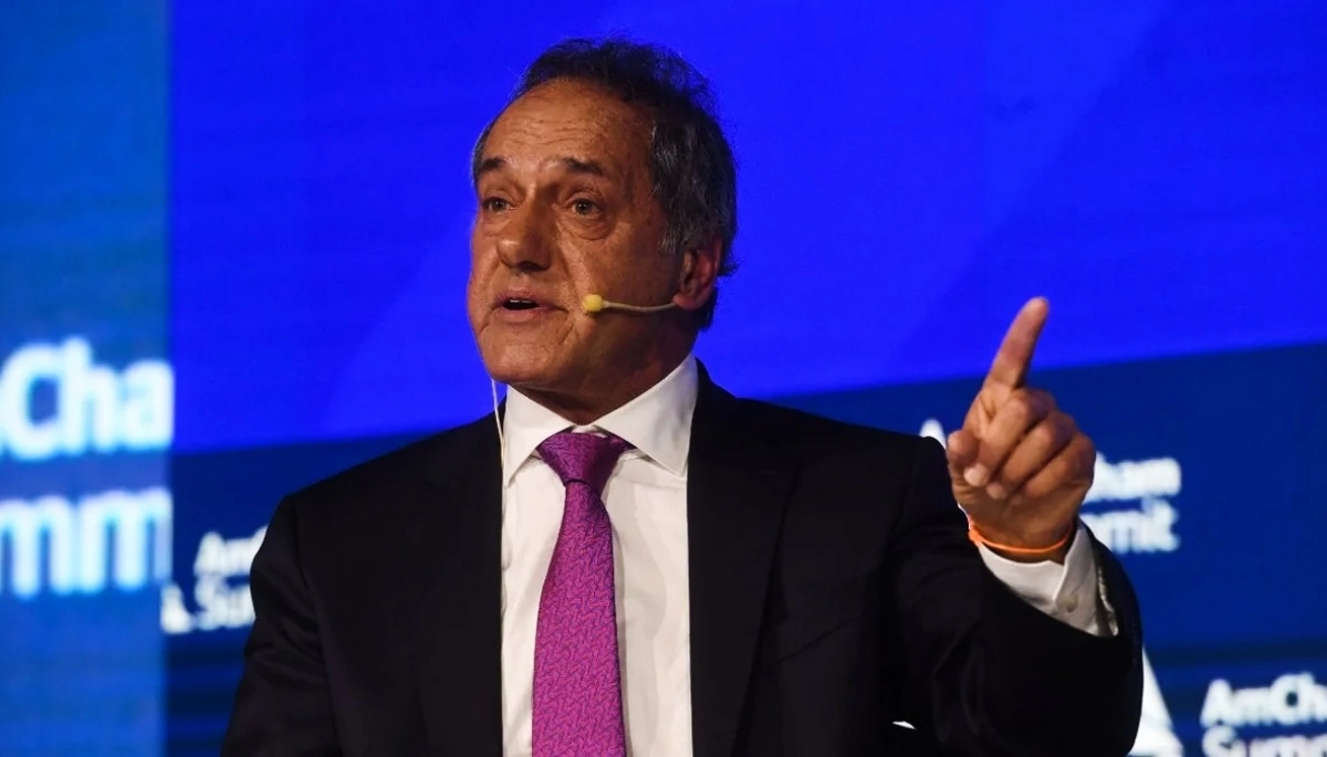 El massismo contra Scioli por sus elogios a Milei y el turismo: “Hasta donde estarías dispuesto a arrastrarte”