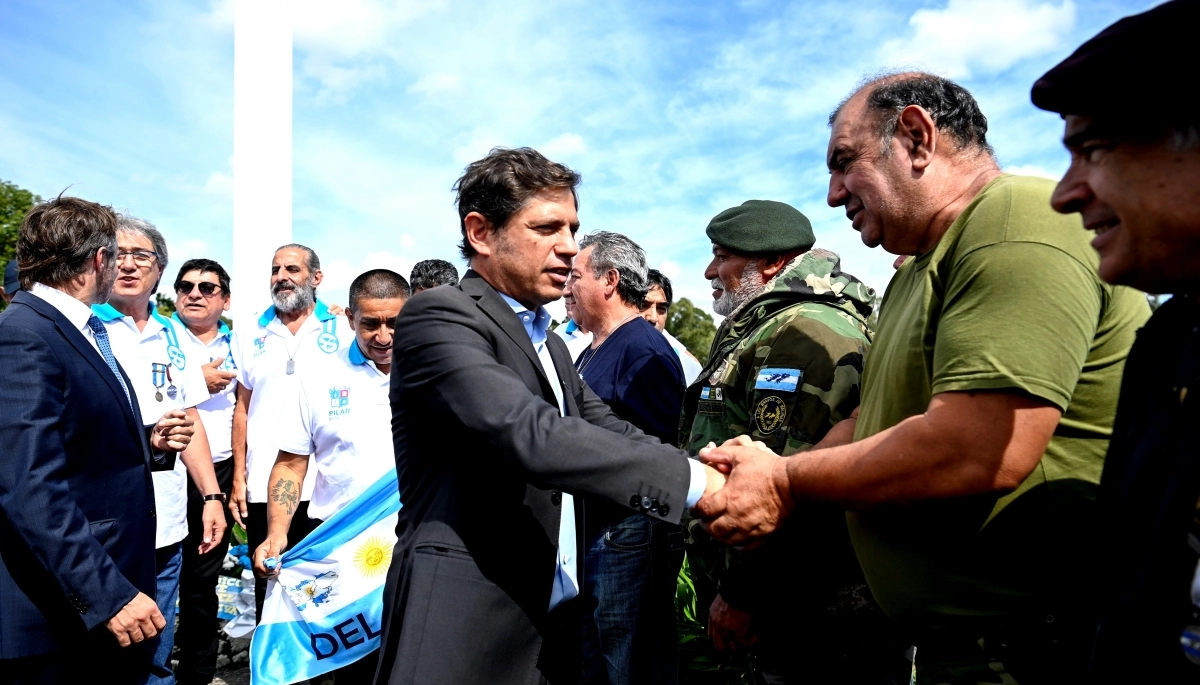 Kicillof homenajeó a los veteranos de Malvinas y apuntó contra aquellos que “apelan al olvido”