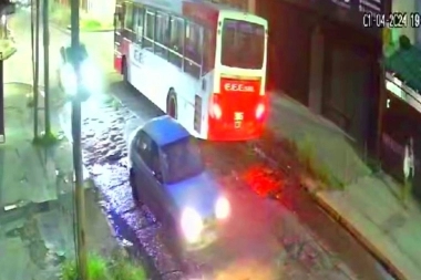 Un automovilista fue asaltado a punta de pistola y brutales culatazos