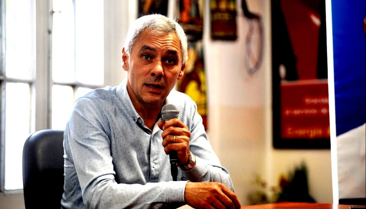 Desde Berisso, Cagliardi arremetió contra Milei y explicó la importancia de “ampliar” la Región Capital