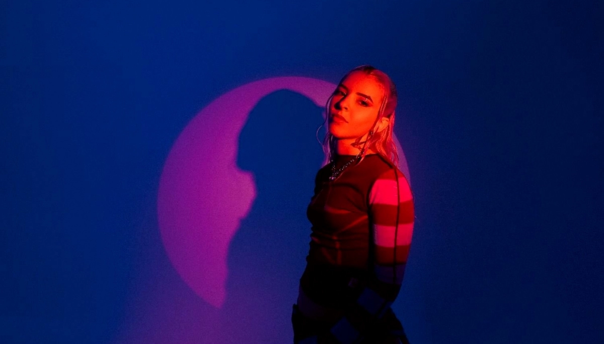 Con bombas de rap, trap y regguetton, Young Miko lanzó su nuevo álbum “Att.”