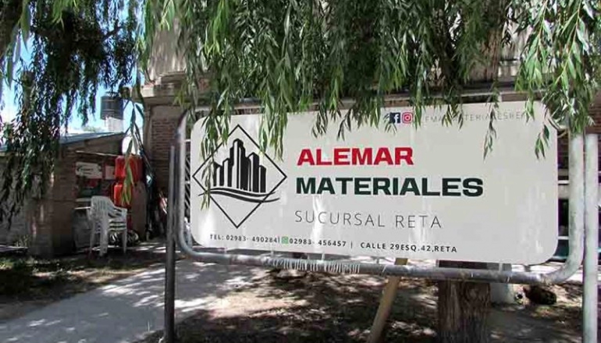 Golpe comando: cinco delincuentes robaron un millonario botín en un corralón