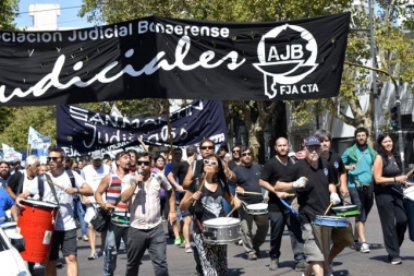 Judiciales bonaerenses continúan el paro y realizarán una movilización en La Plata