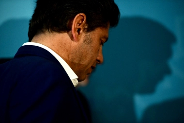 En medio de la crisis, Kicillof otorgó millones de pesos a una colonia VIP para hijos de funcionarios