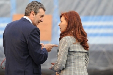 Señal de Cristina a un intendente escudero Randazzo, en medio de la dispersión randazzista