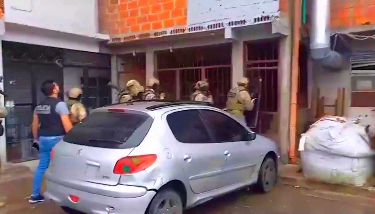 Desbarataron una banda narco y secuestraron un arsenal en la Ciudad