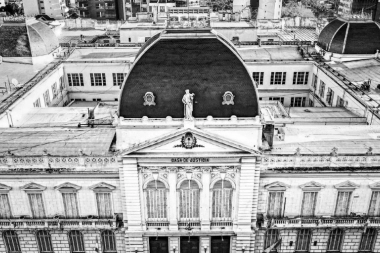 Con la mira en la Suprema Corte, el peronismo apuesta a ocupar las sillas vacantes: ¿y la oposición?