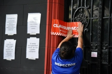 Clausuraron dos locales en La Plata donde escaneaban el iris a cambio de criptomonedas