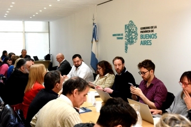 López recibió a los gremios docentes y les ofreció una suba salarial por debajo de la inflación