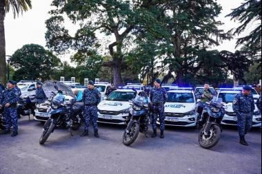 Presentaron nuevos móviles de seguridad destinados al cordón flori-frutihortícola de La Plata