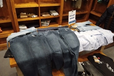 Inseguridad en Tres de Febrero: comerciantes indignados por el descarado accionar de una mechera