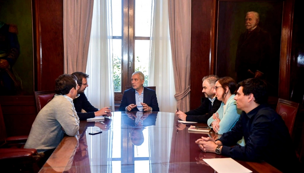 Alak y Cuattromo acordaron la entrega de créditos para productores y leasing para mejoras en los barrios