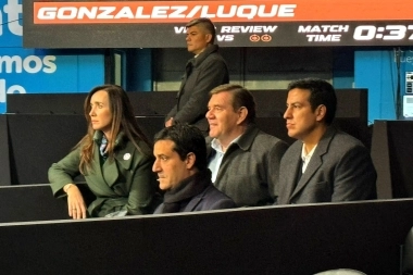 Ley Bases y rosca: Villarruel visitó Mar del Plata para ver pádel con Abad y Montenegro