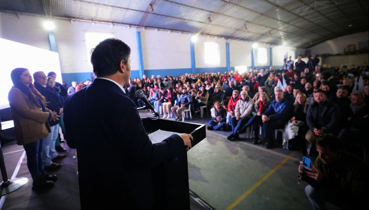 Kicillof denunció que Milei frenó obras que tuvieron financiamiento internacional para la Provincia
