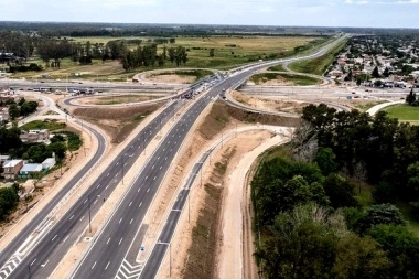 A contramano de Milei: Kicillof apuesta a la obra pública y creó un Consorcio para acelerar gestiones