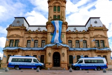 Tres Arroyos marca un hito histórico con la presentación de su transporte municipal