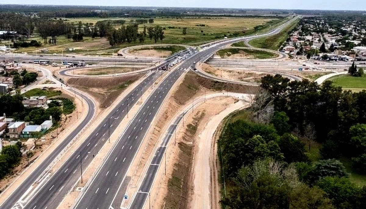 A contramano de Milei: Kicillof apuesta a la obra pública y creó un Consorcio para acelerar gestiones