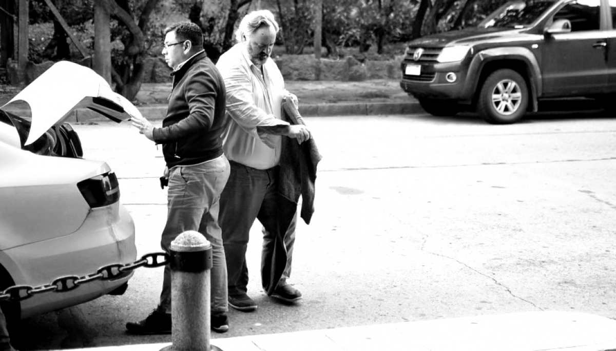 Molesto porque Pettovello echó a su hermano, De la Torre se iría del bloque libertario en el Senado bonaerense