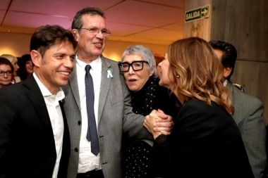 Lugar para todos: Kicillof designó a un ex funcionario K al frente del Teatro del Lago