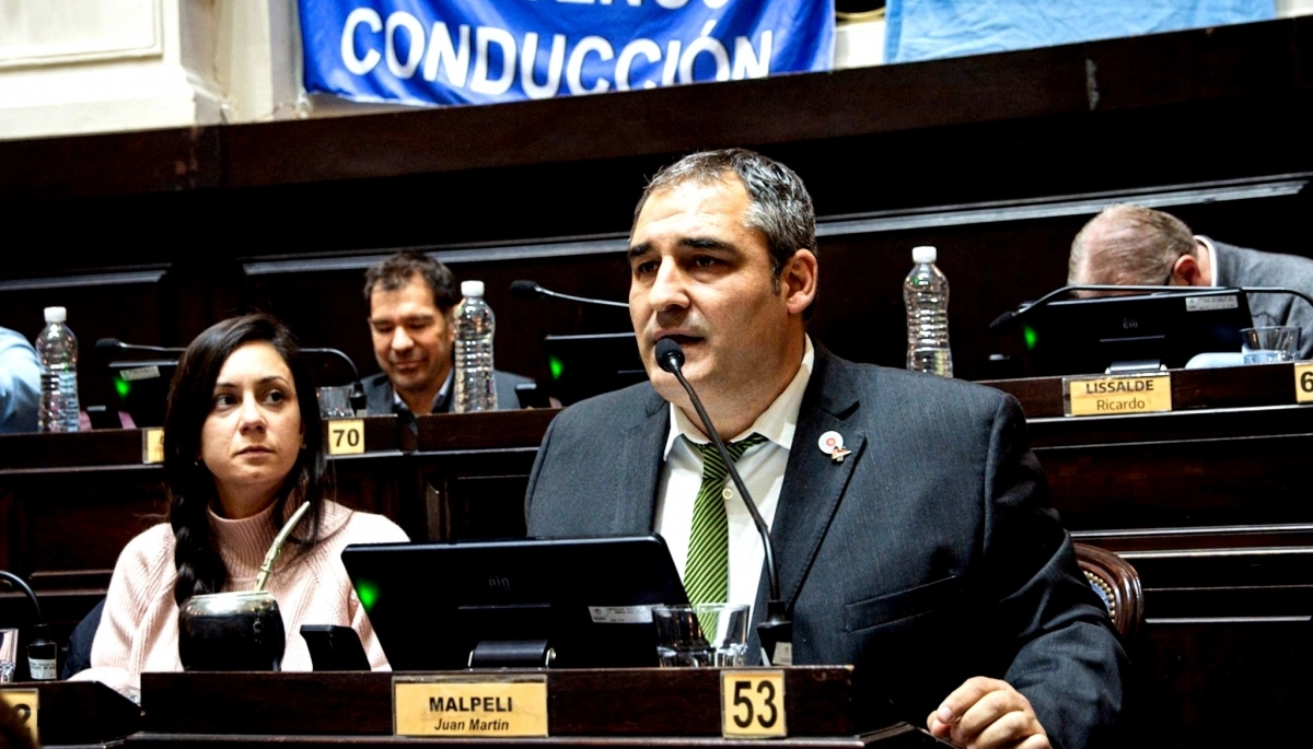 Malpeli pidió aflojar con las “discordias” en la Legislatura y negó el quiebre del bloque Unión por la Patria