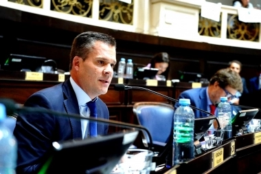 La oposición presiona a Kicillof para la adhesión al RIGI: hay tres proyectos en la Legislatura