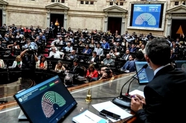 Entre críticas y vaticinios: así reaccionaron los ministros bonaerenses a la sanción de la Ley Bases