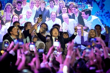 Milei endurece su postura tras la victoria: descartó dialogar con Kicillof y lo tildó de “parte del problema”