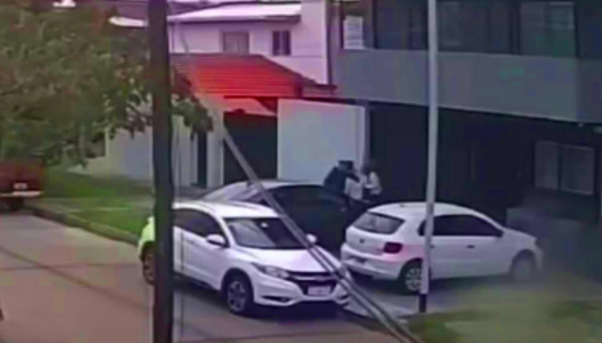 Inseguridad en Avellaneda: una mujer fue víctima de un salvaje asalto callejero