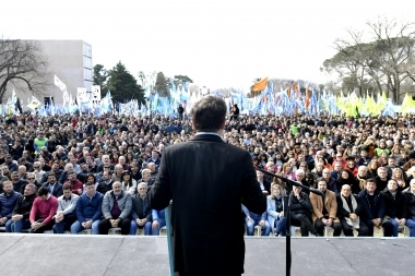 Kicillof en el homenaje a Perón: “Milei significa menos derechos para muchos”