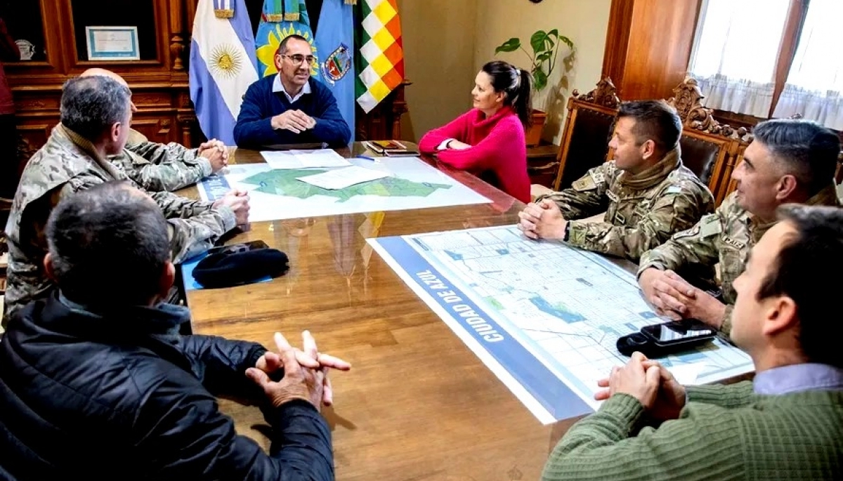 Municipio afín a La Cámpora recurre al Ejército Argentino para arreglar sus calles