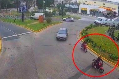 Dos menores que robaron una moto fueron perseguidos y detenidos en la Panamericana