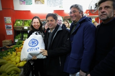 Kicillof y una visita por Morón: recorrió el Mercado Bonaerense Fijo y obras en El Palomar