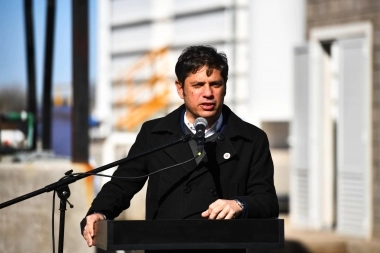 Agenda variada: Kicillof visitó Leandro N. Alem con varios anuncios para el gobierno de Ferraris