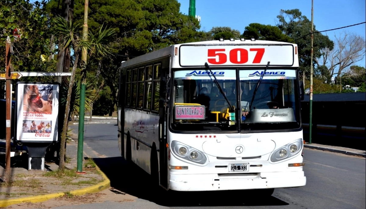 Con ayuda de aportes provinciales, el boleto de colectivo en Villa Gesell redujo sus costos
