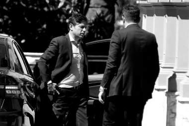 Kicillof pivotea entre Cristina y la Legislatura para concretar la Planta de GNL en Bahía Blanca