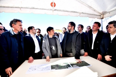 Kicillof se carga al hombro la obra pública: culminará trabajos pausados y la ruta del cereal