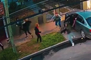 Robo piraña en Tres de Febrero: atacaron a varias mujeres y a una la arrastraron por la vereda