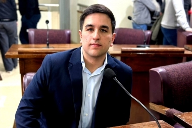 Tiago Aranzabe asumió como concejal en el Municipio de Adolfo Gonzales Chaves