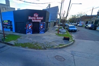 "Delivery chorro" sustrajo una bicicleta y los pibes de la cuadra le dieron una dolorosa propina