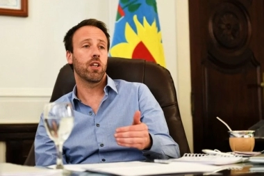 Planta de GNL: Pablo López criticó a Milei y dijo que la decisión de YPF “fue improvisada”