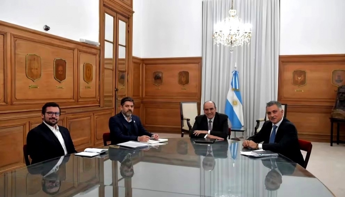 ¿Se termina la guerra?: Bianco se reunió con Francos y pactaron crear una mesa de trabajo