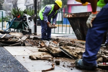 Vicente López anunció avances sobre las obras para renovar el Centro Comercial La Lucila