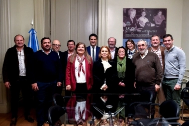 En el Senado nacional, el radicalismo bonaerense busca impulsar las obras de la Autovía de la Ruta 5